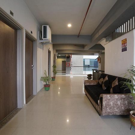Hotel Ggc Inn Ahmedabad Exterior foto